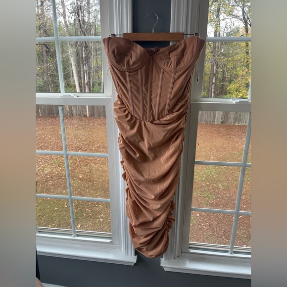 Bardot Lithium Mesh Midi Dress - Picture 6 of 10